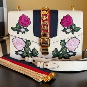 GUCCI Sylvie Embroidered Floral Shoulder Bag with COA